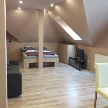 Boksay Apartman Apartman *